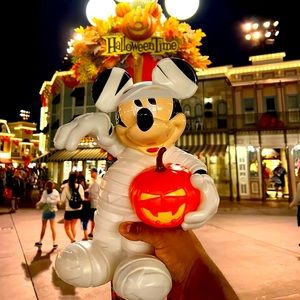 Mickey Mouse Mummy Popcorn Bucket 2022